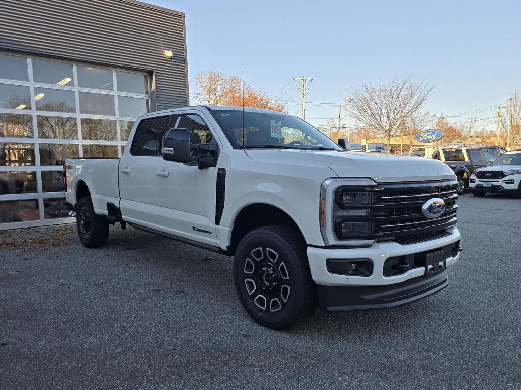2026 Ford F-350 Super Duty Platinum Crew Cab 4WD