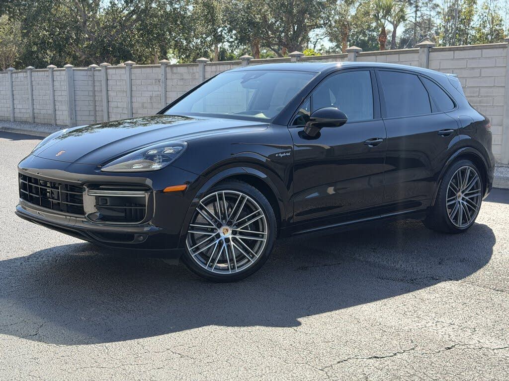 2023 Porsche Cayenne