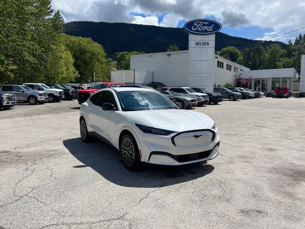 2025 Ford Mustang Mach-E Premium AWD