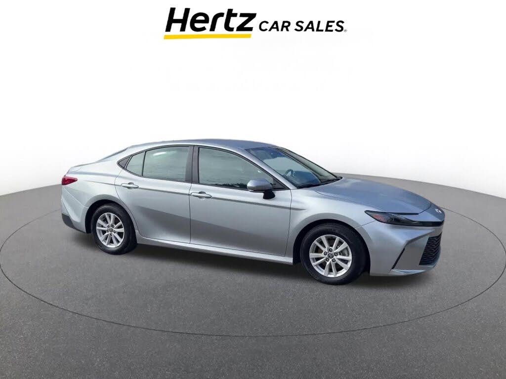 2025 Toyota Camry LE FWD