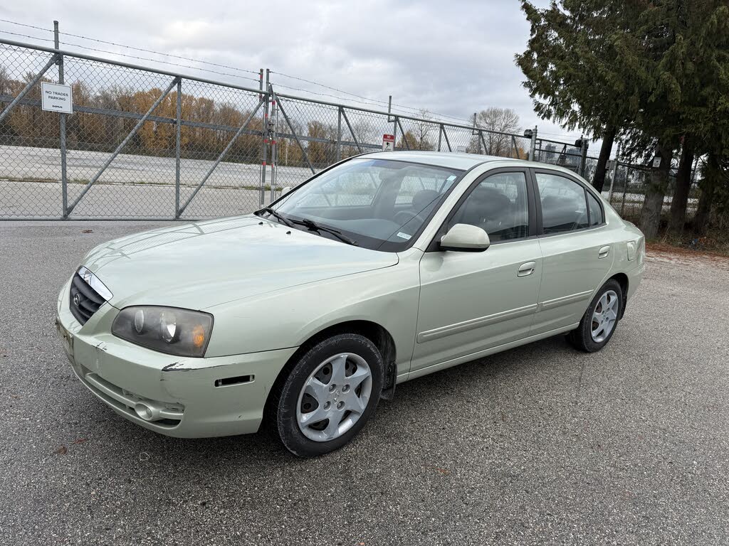 2005 Hyundai Elantra GL Sedan FWD