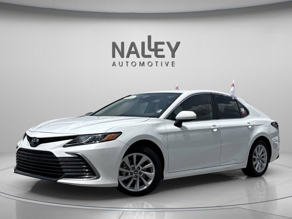 2024 Toyota Camry LE FWD