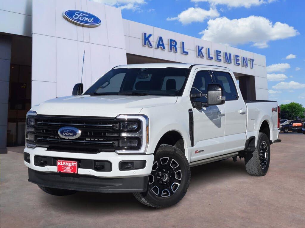2025 Ford F-250 Super Duty Platinum Crew Cab 4WD