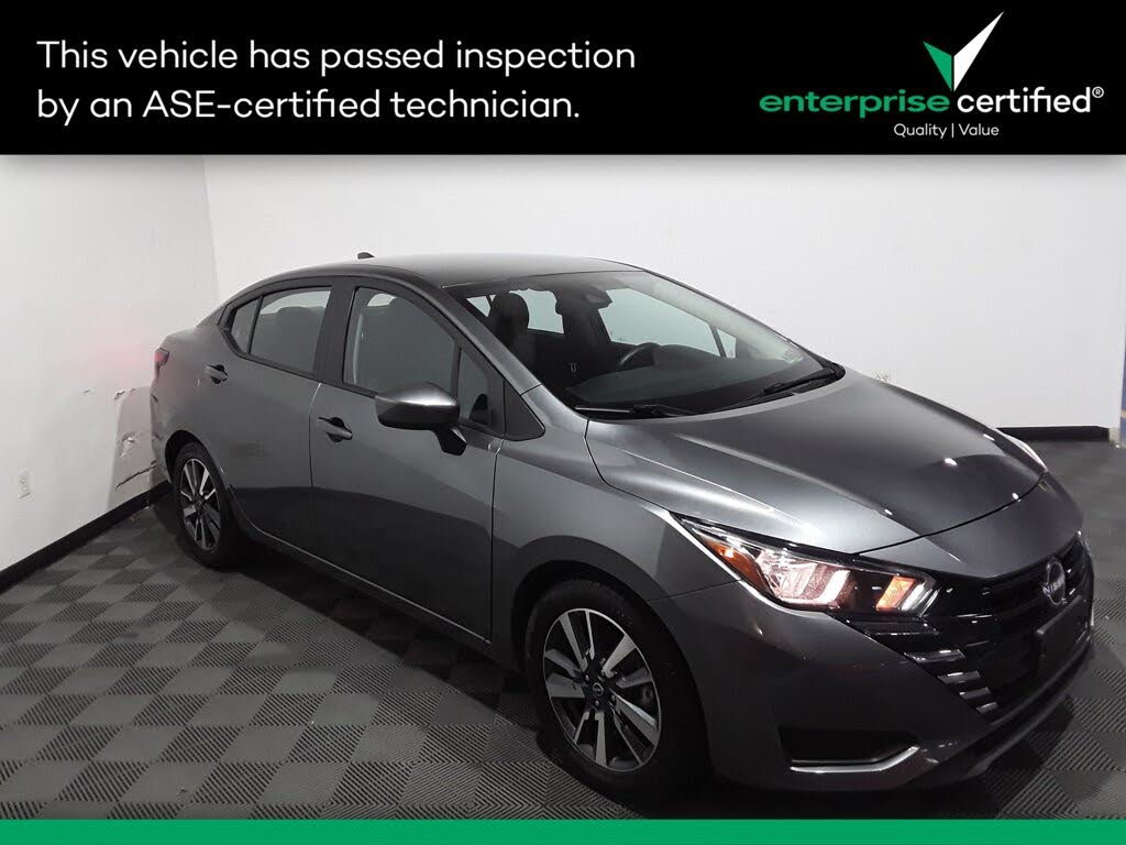 2023 Nissan Versa SV FWD