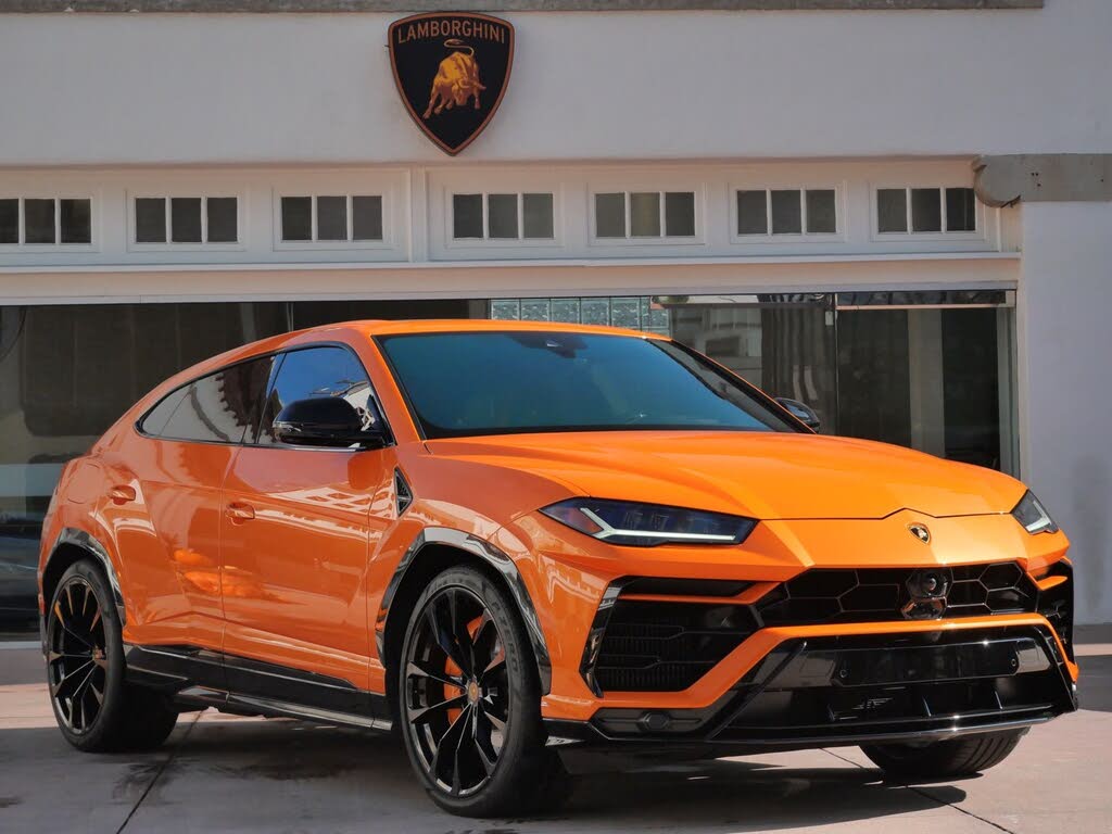 2022 Lamborghini Urus AWD
