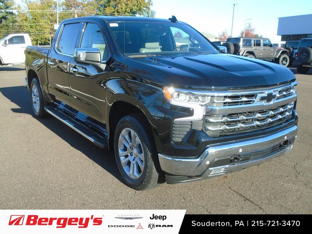 2023 Chevrolet Silverado 1500 LTZ Crew Cab 4WD