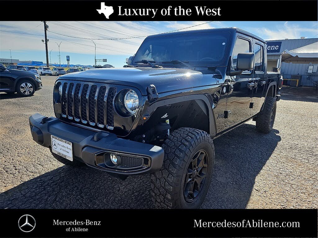 2023 Jeep Gladiator Willys Crew Cab 4WD