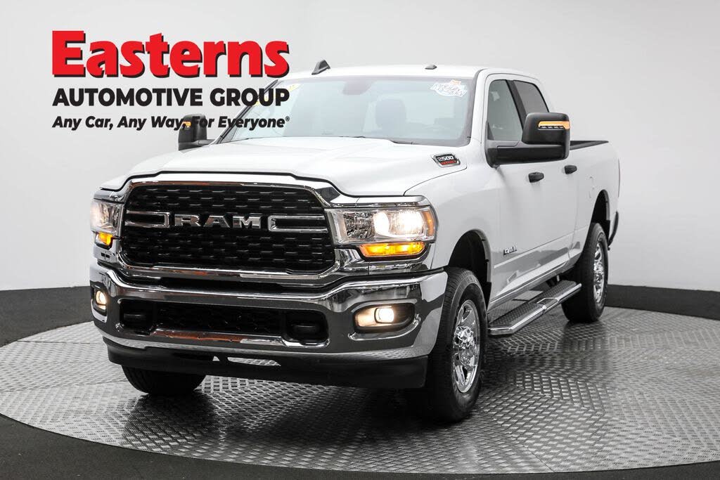 2024 RAM 2500 Big Horn Crew Cab 4WD