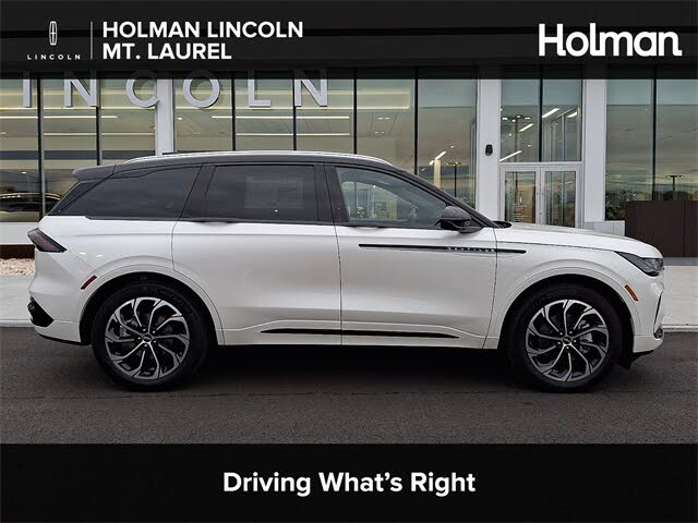 2026 Lincoln Nautilus Reserve AWD