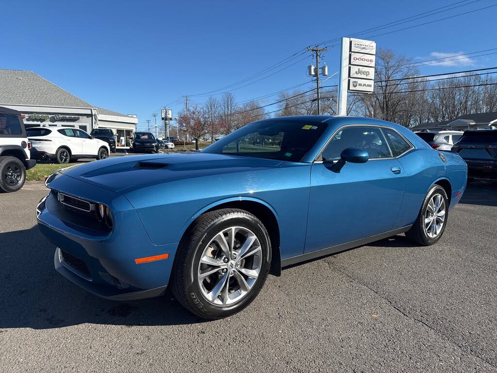 2021 Dodge Challenger SXT AWD