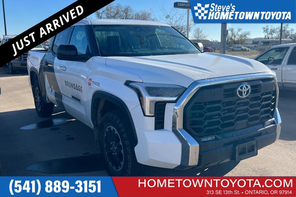 2024 Toyota Tundra SR5 CrewMax Cab 4WD