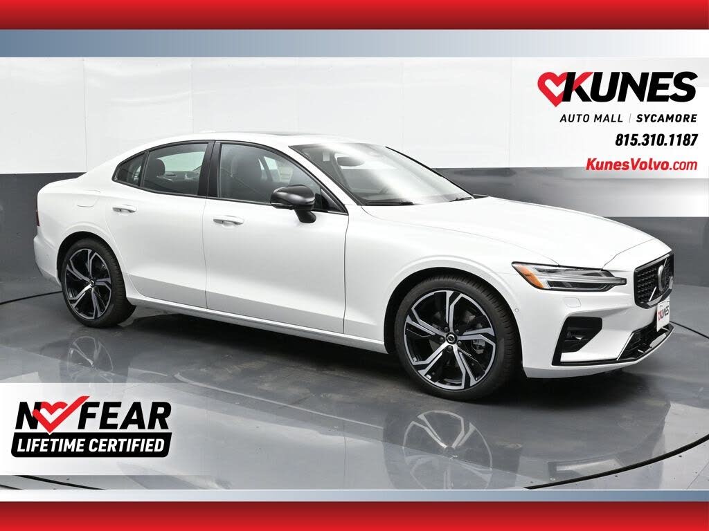 2025 Volvo S60 B5 Plus AWD