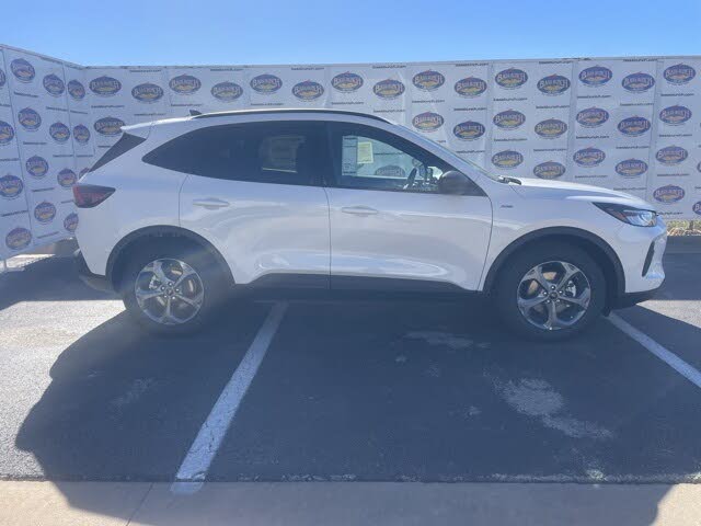2026 Ford Escape ST-Line FWD