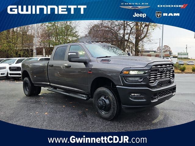 2026 RAM 3500 Tradesman Crew Cab LB DRW 4WD