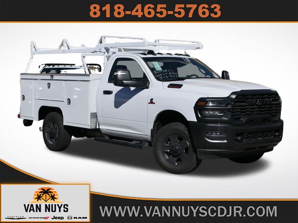 2026 RAM 3500 Chassis Tradesman Regular Cab RWD