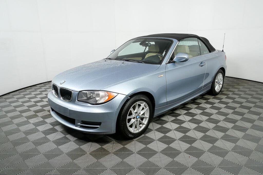 2011 BMW 1 Series 128i Convertible RWD