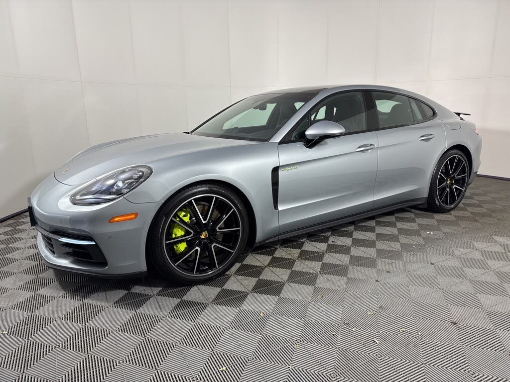 2018 Porsche Panamera 4 AWD