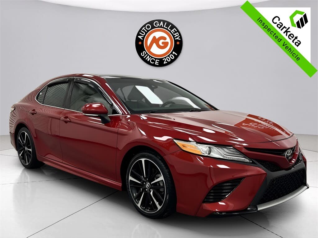 2020 Toyota Camry XSE FWD