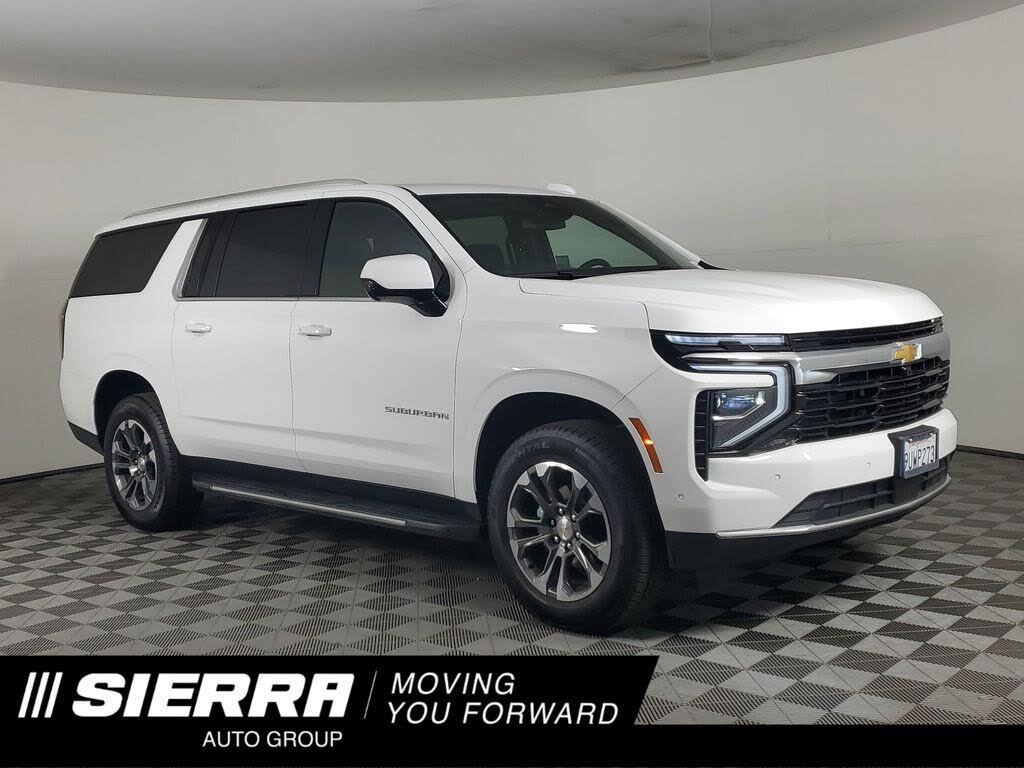 2025 Chevrolet Suburban LS RWD