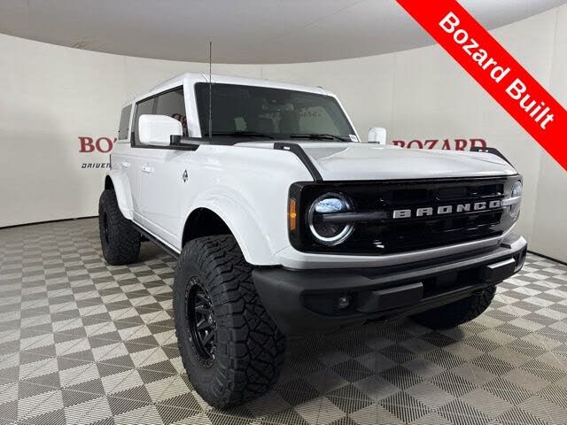 2025 Ford Bronco Outer Banks 4-Door 4WD