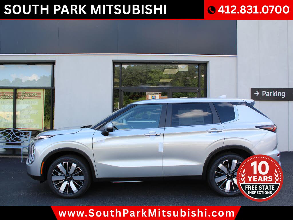 2025 Mitsubishi Outlander SE FWD