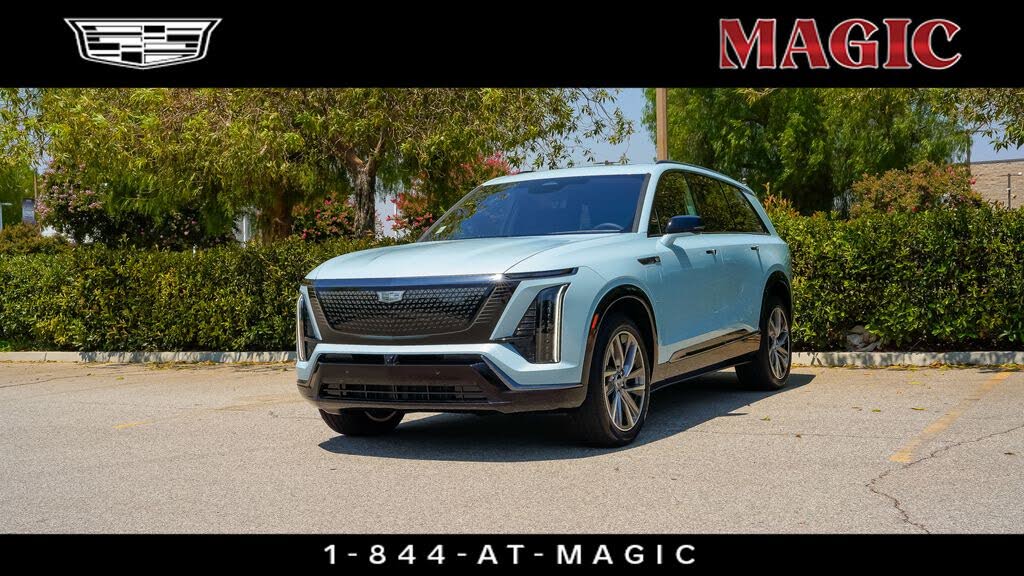 2026 Cadillac VISTIQ Sport AWD