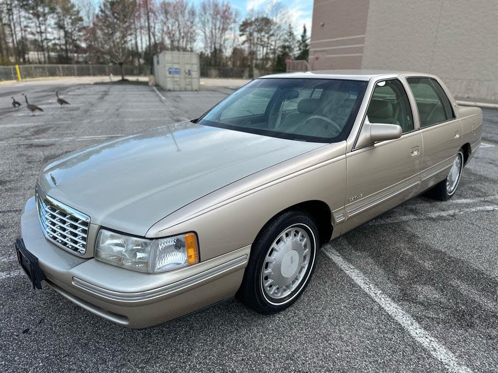 1998 Cadillac DeVille Sedan FWD