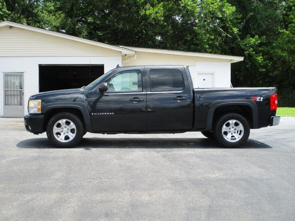 2009 Chevrolet Silverado 1500 LTZ Crew Cab 4WD