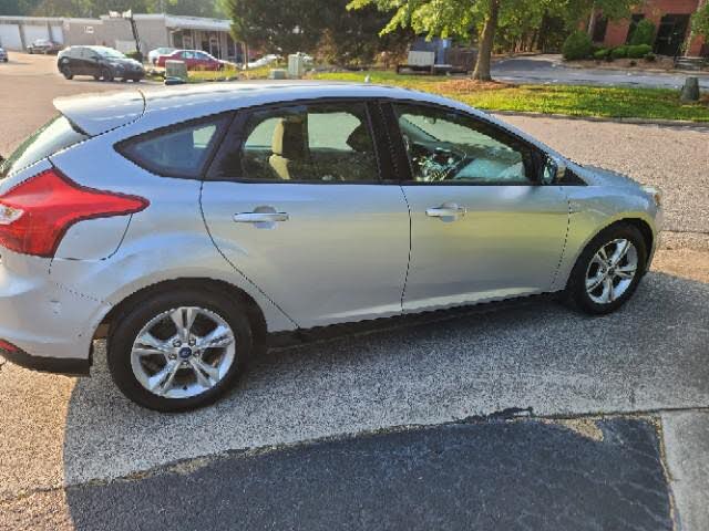 2013 Ford Focus SE Hatchback