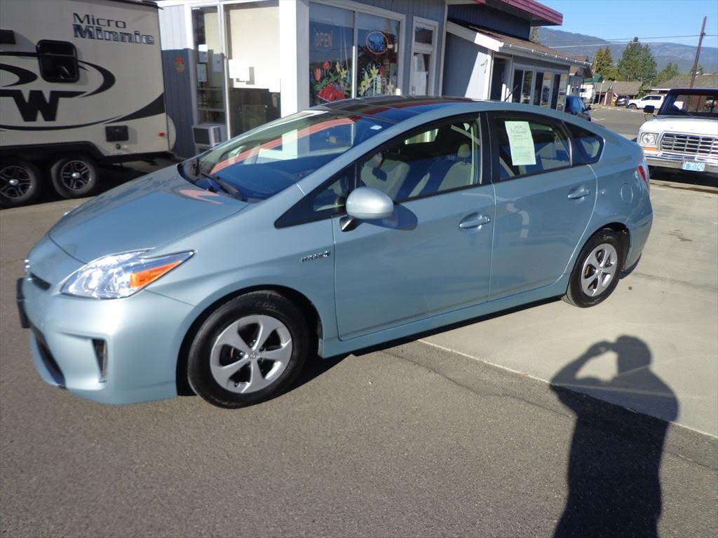 2015 Toyota Prius Technology Package