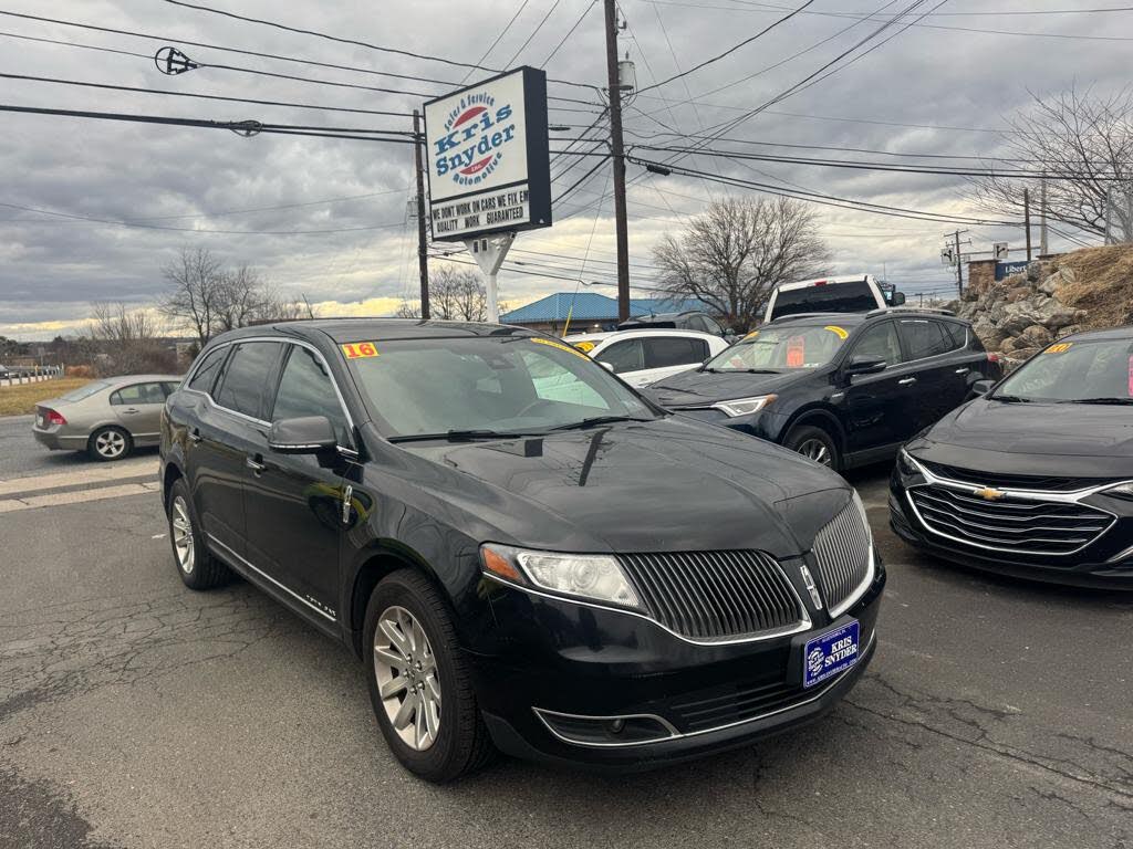2016 Lincoln MKT Livery Fleet AWD