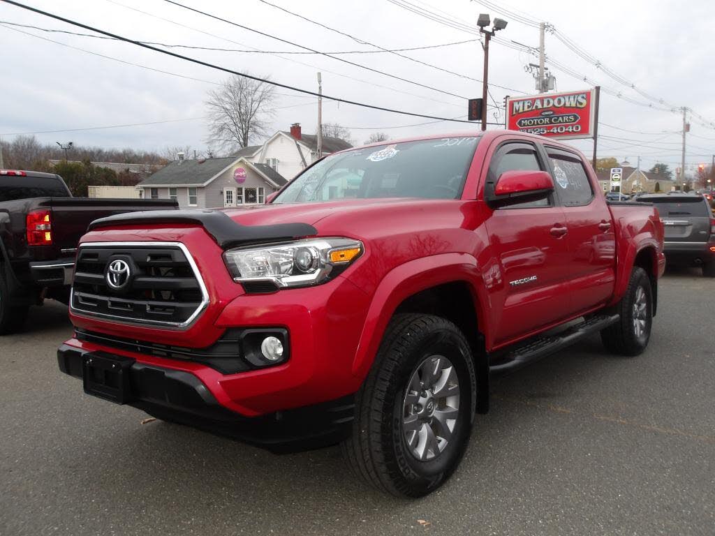 2017 Toyota Tacoma SR5 V6 Double Cab 4WD