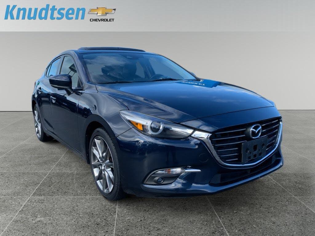 2018 Mazda MAZDA3 Grand Touring Hatchback