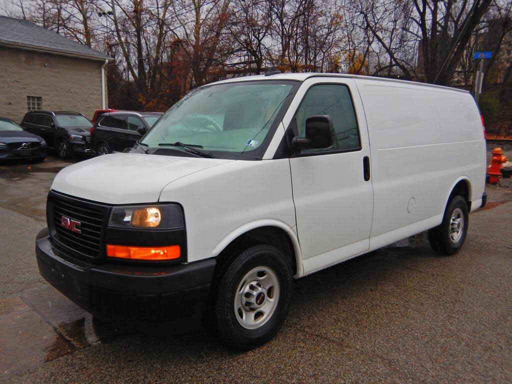 2019 GMC Savana Cargo 3500 RWD