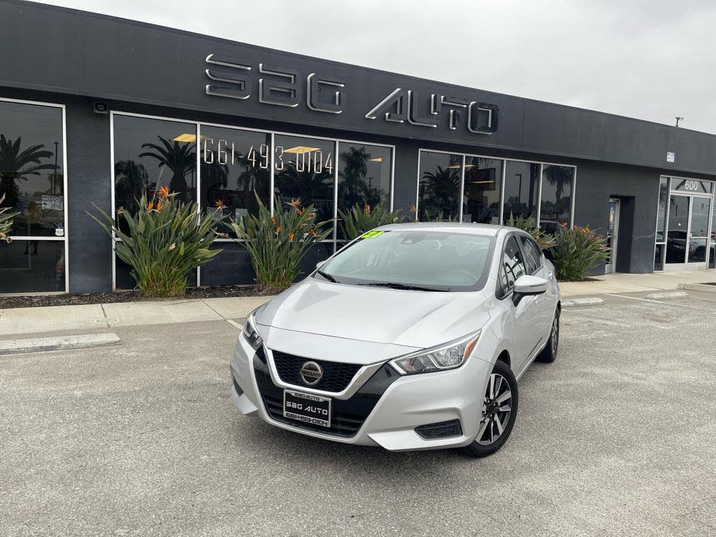 2021 Nissan Versa SV FWD