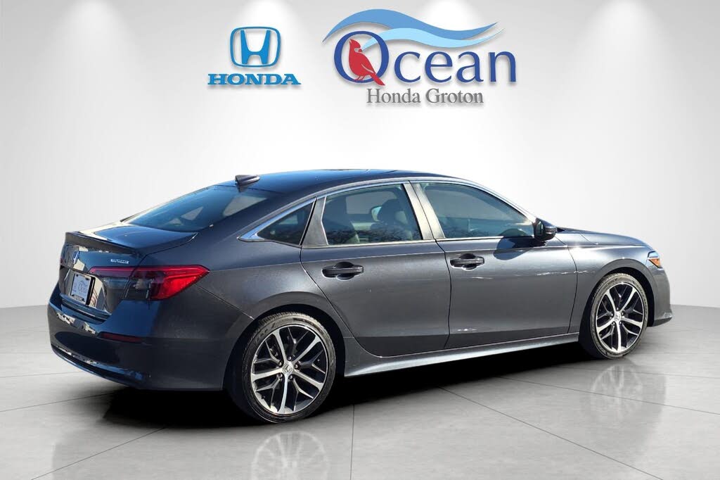 2024 Honda Civic Touring FWD