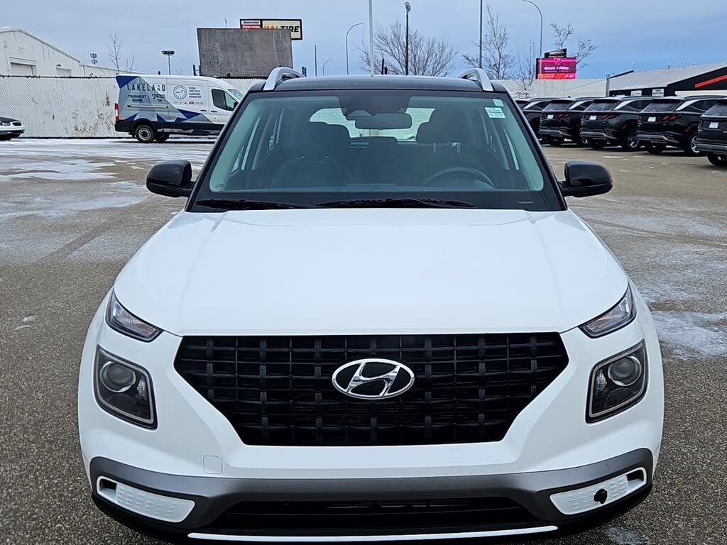 Hyundai Venue Preferred FWD 2024