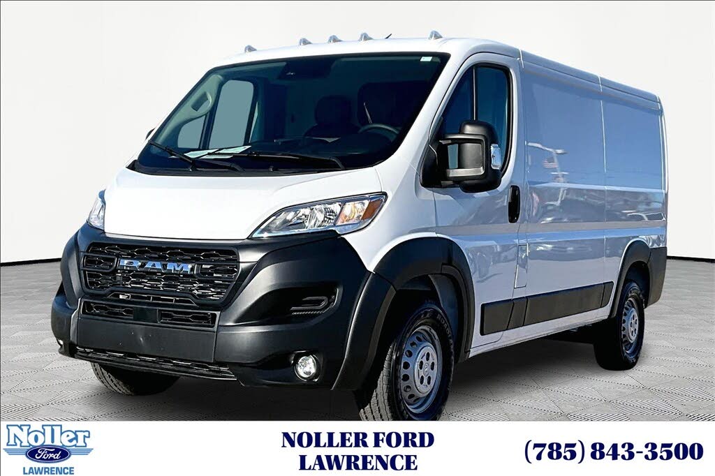 2024 RAM ProMaster 2500 Tradesman 136 Low Roof Cargo Van without Passenger Seat FWD