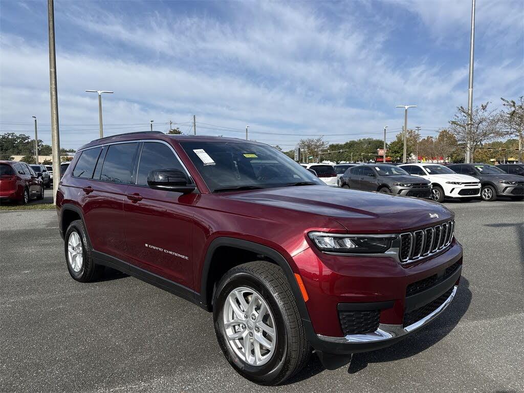 2025 Jeep Grand Cherokee L Laredo 4WD