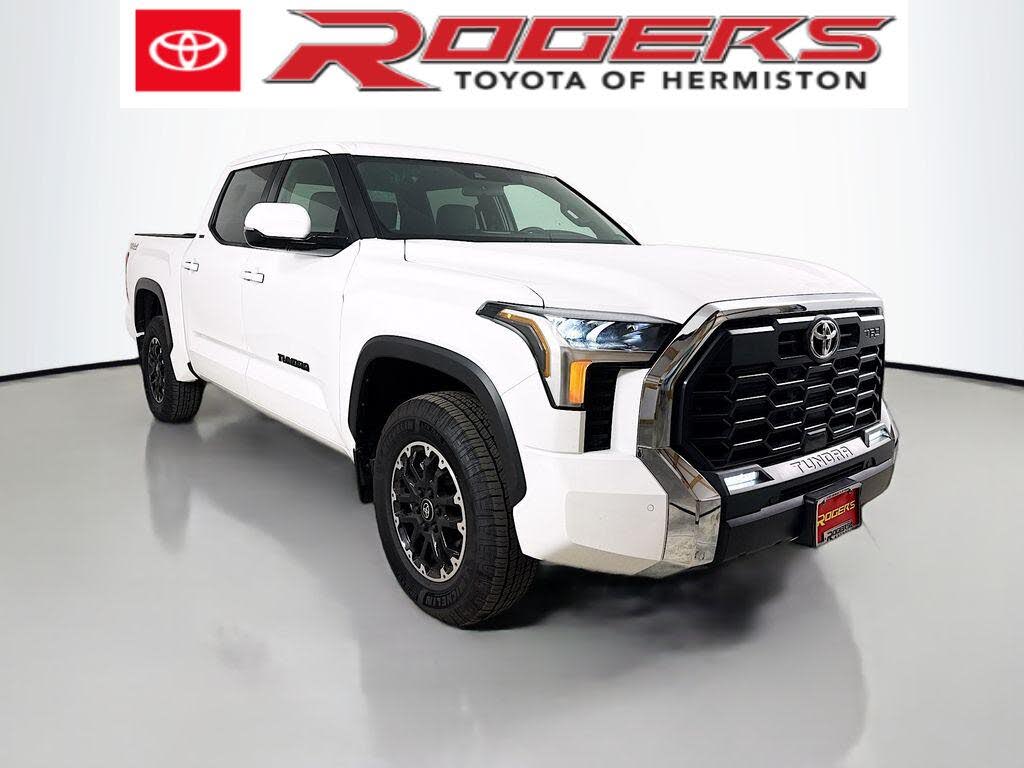 2026 Toyota Tundra SR5 CrewMax Cab 4WD