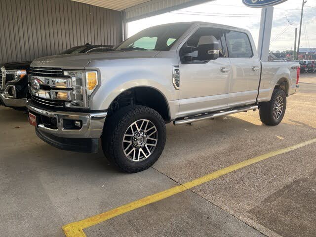 2017 Ford F-250 Super Duty Lariat Crew Cab 4WD