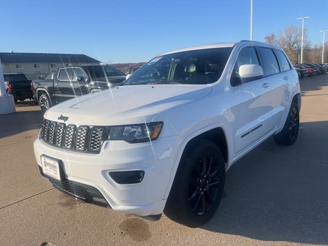 2020 Jeep Grand Cherokee Altitude 4WD