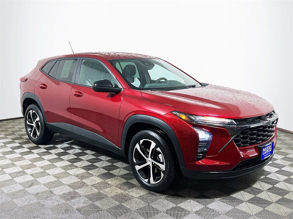 2024 Chevrolet Trax RS with 1RS FWD