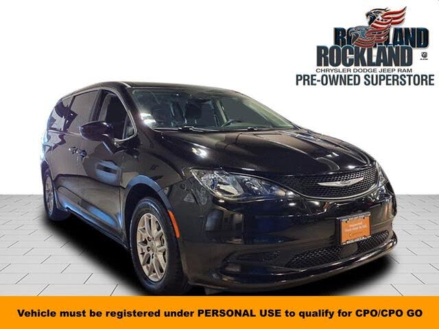 2024 Chrysler Voyager LX FWD