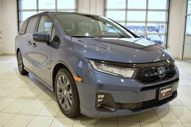 2025 Honda Odyssey Touring FWD