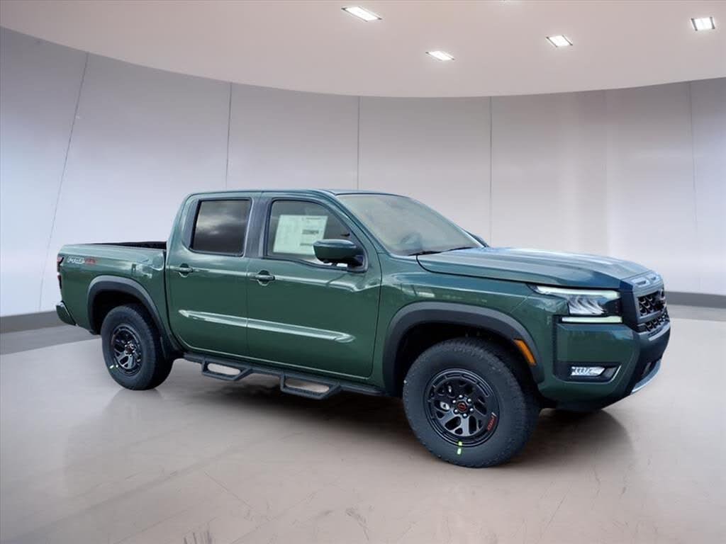 2026 Nissan Frontier PRO-4X Crew Cab 4WD