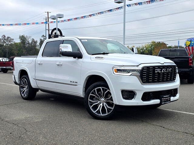 2026 RAM 1500 Tungsten Crew Cab 4WD