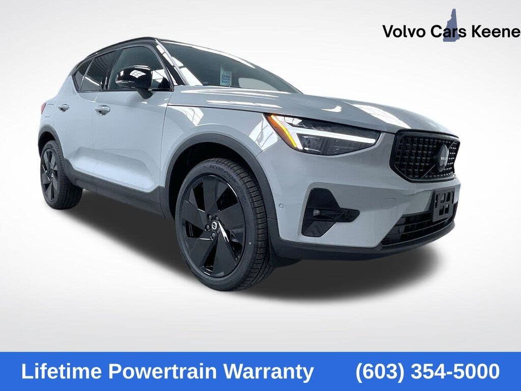 2026 Volvo XC40 B5 Ultra Black Edition AWD