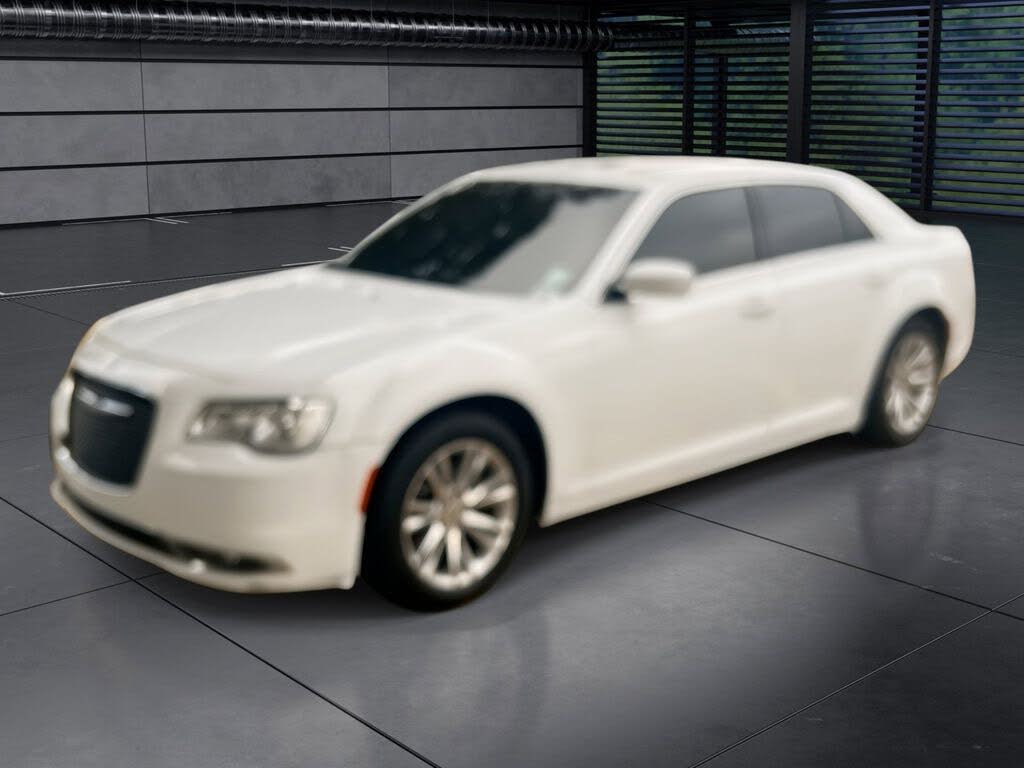 2017 Chrysler 300 Limited RWD