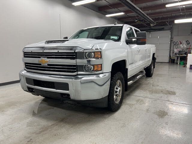 2018 Chevrolet Silverado 2500HD LT Crew Cab 4WD